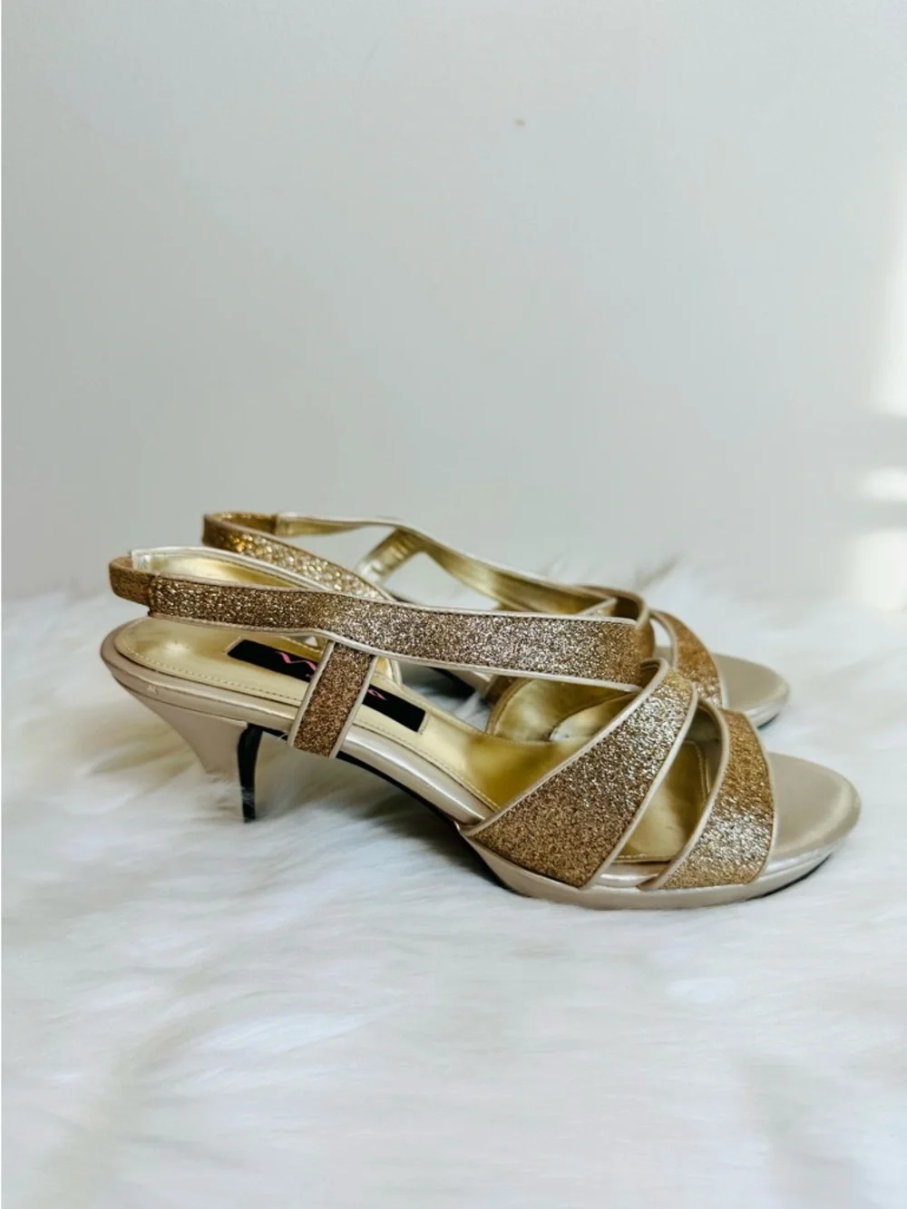 Nina Baby Glitter Open Toe Strappy Slingback Heels in Gold Size 6.5